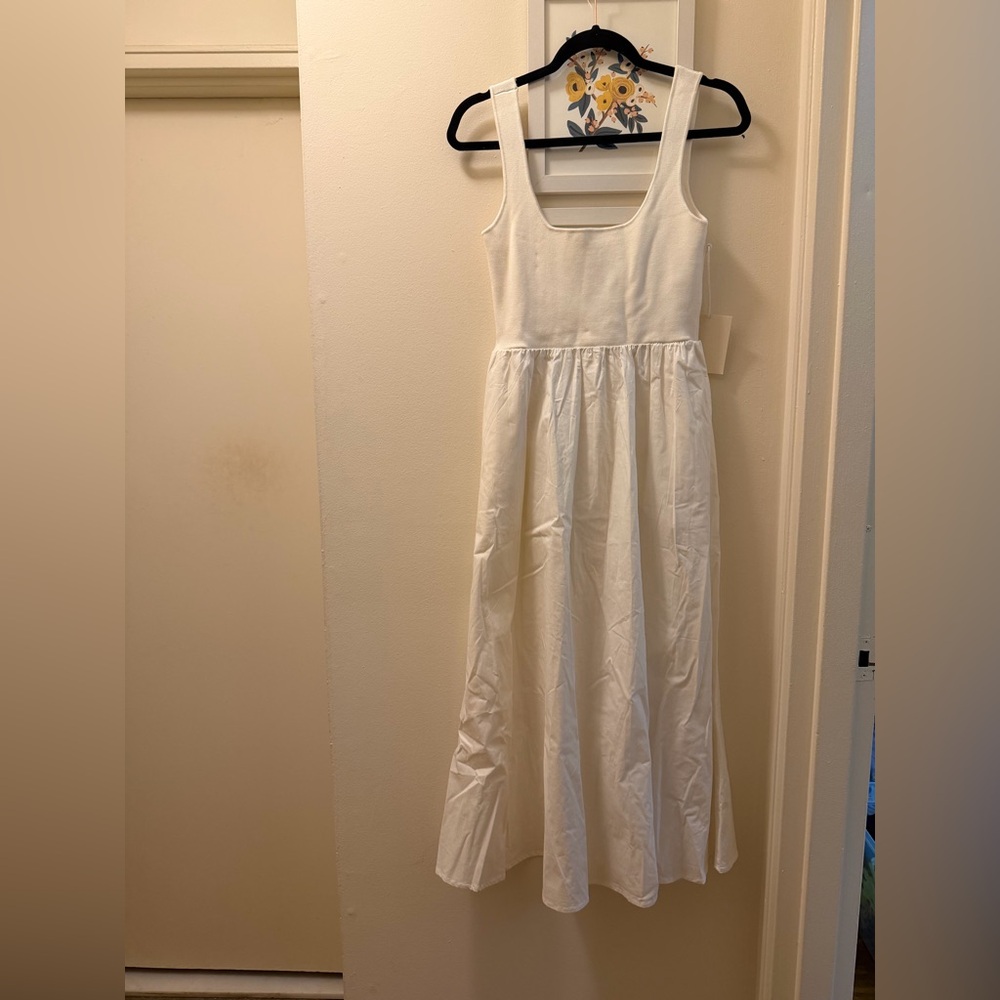 Allrow Whit Maxi Dress